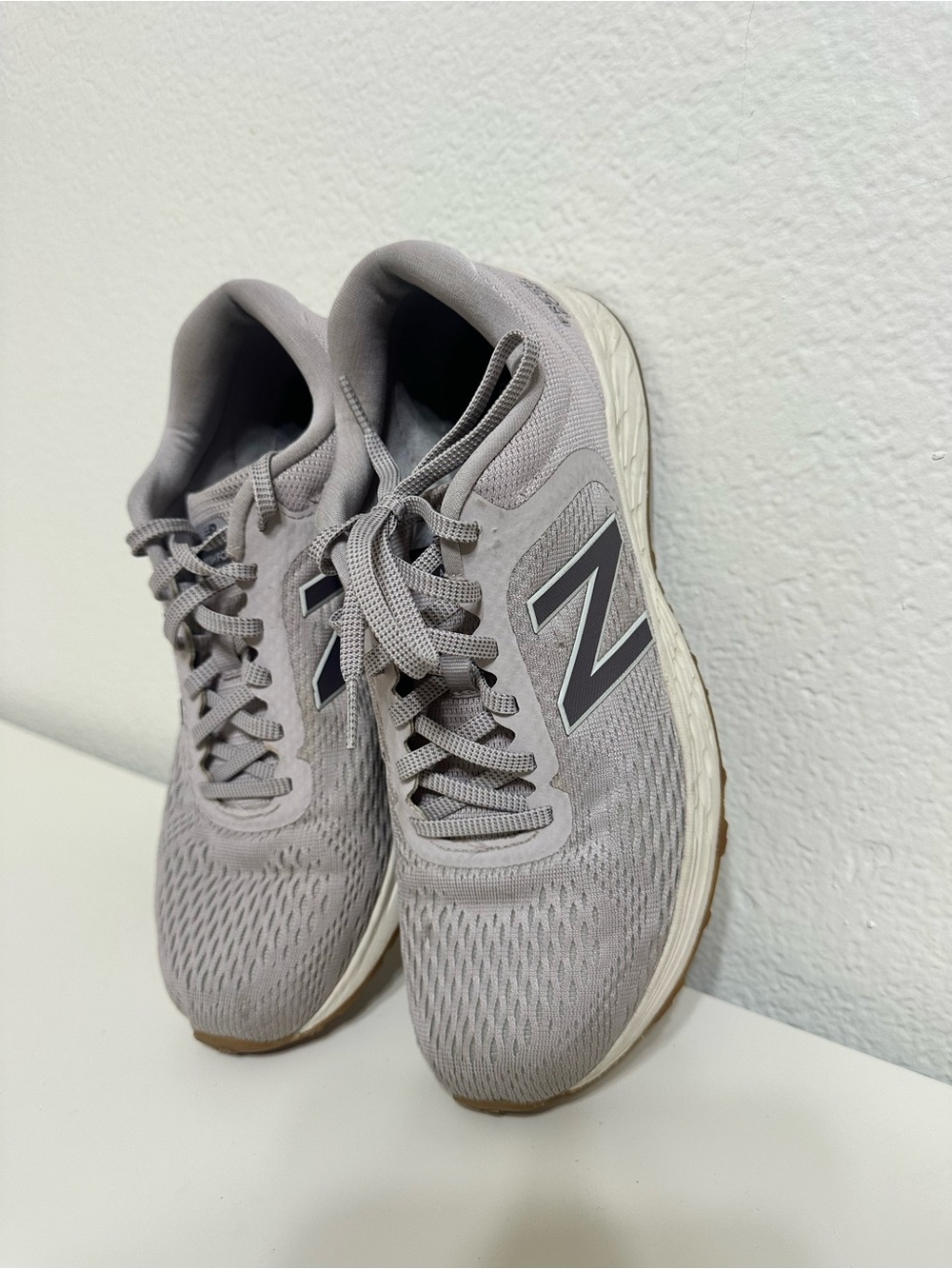 New Balance Light Gray/Purple Lace-Up Athletic Sneakers
